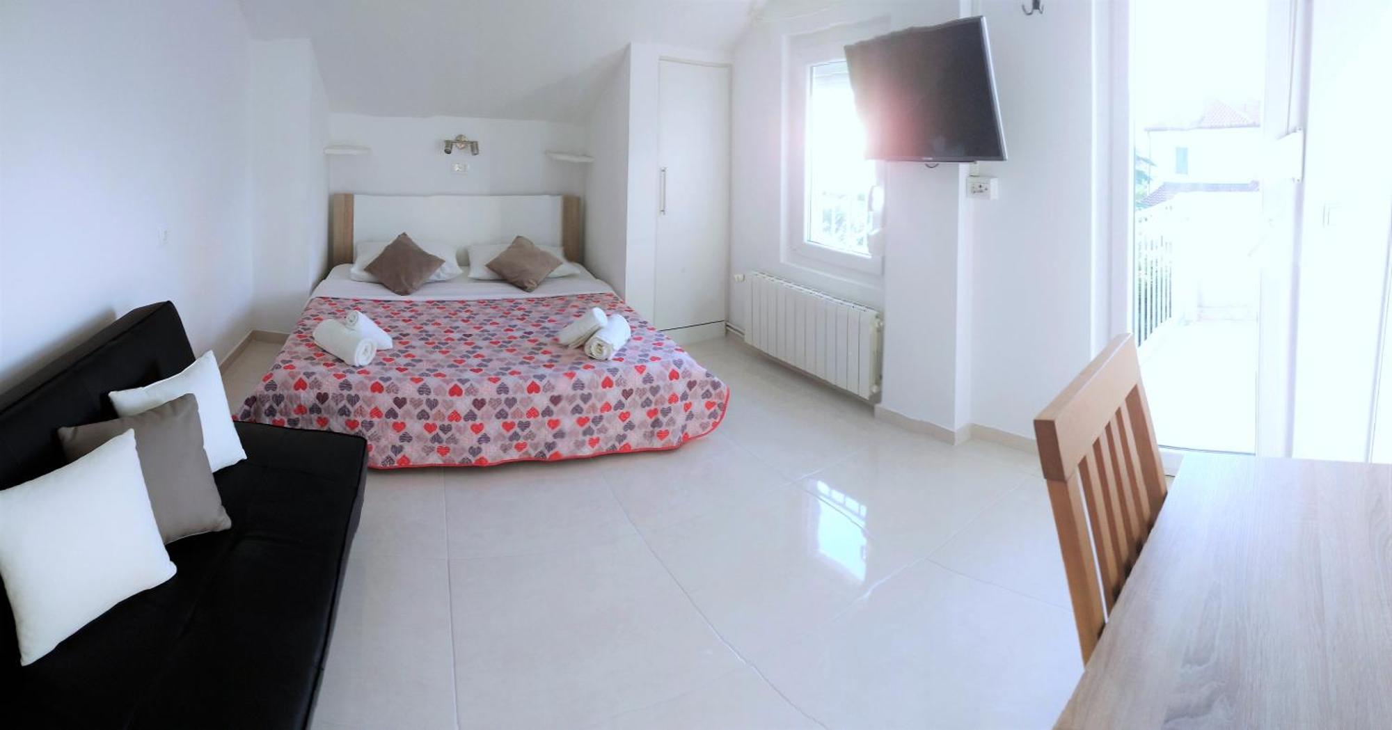 Guesthouse Cecilia 2 Malinska Dış mekan fotoğraf