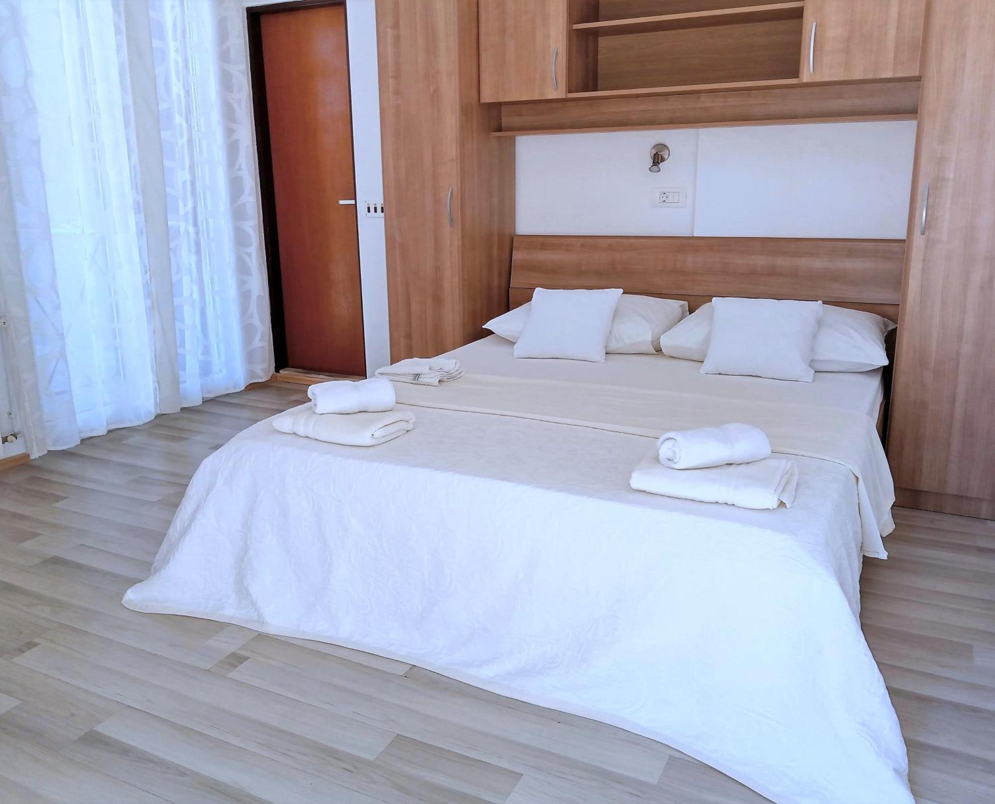 Guesthouse Cecilia 2 Malinska Dış mekan fotoğraf